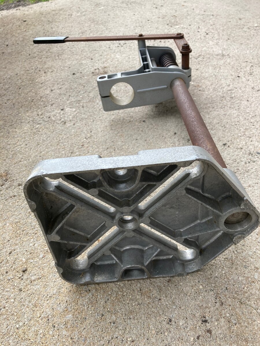 Retro držák ruční vrtačky - 5