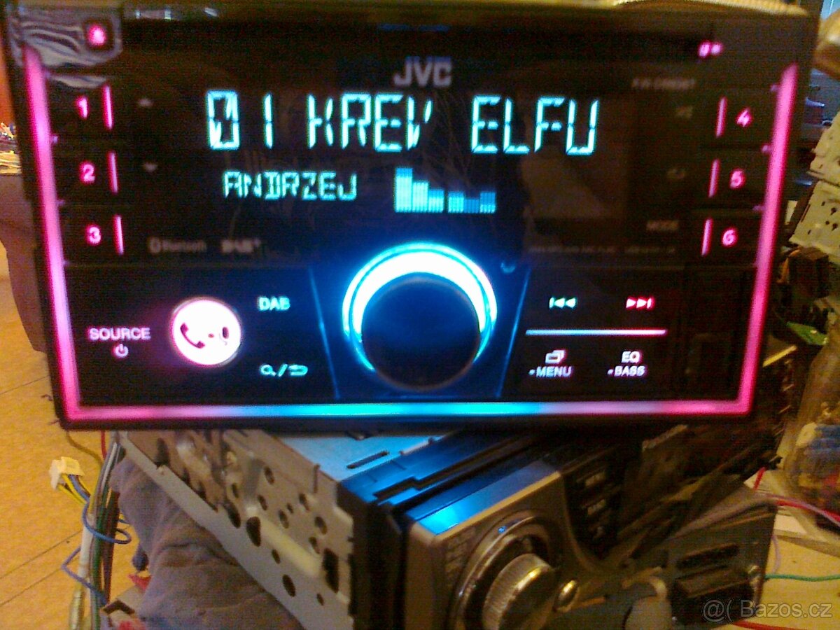 Prodám autorádio JVC - 5