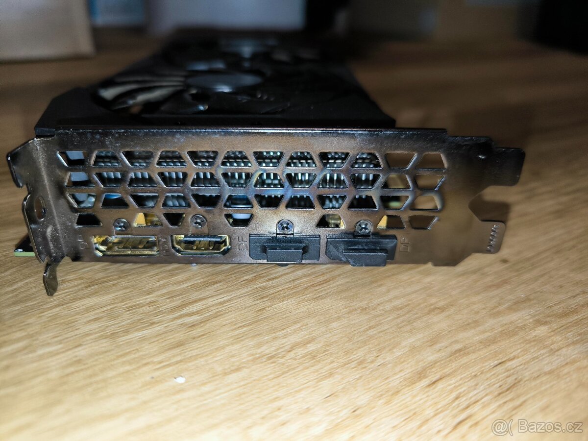 GIGABYTE GeForce RTX 2060 OC 6G - 5