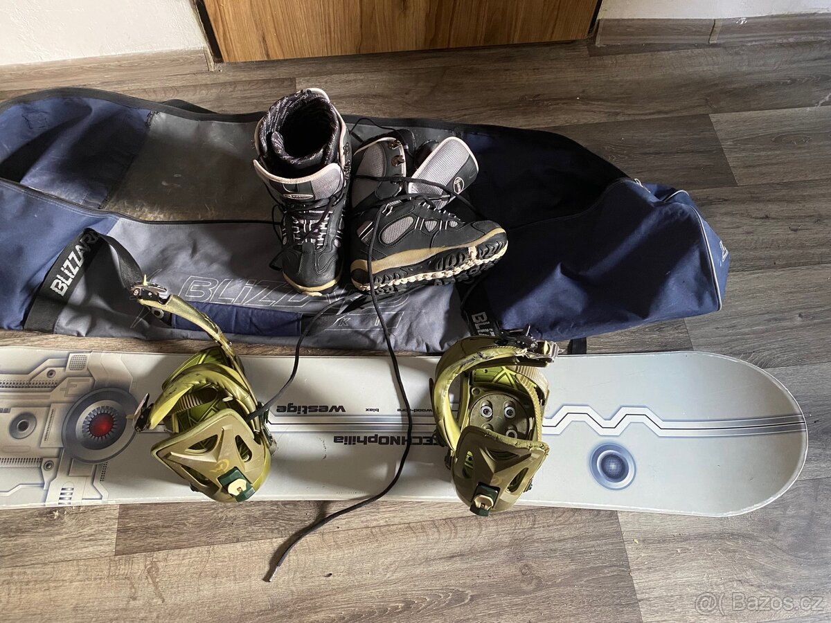 Prodám snowboard i boty - 5