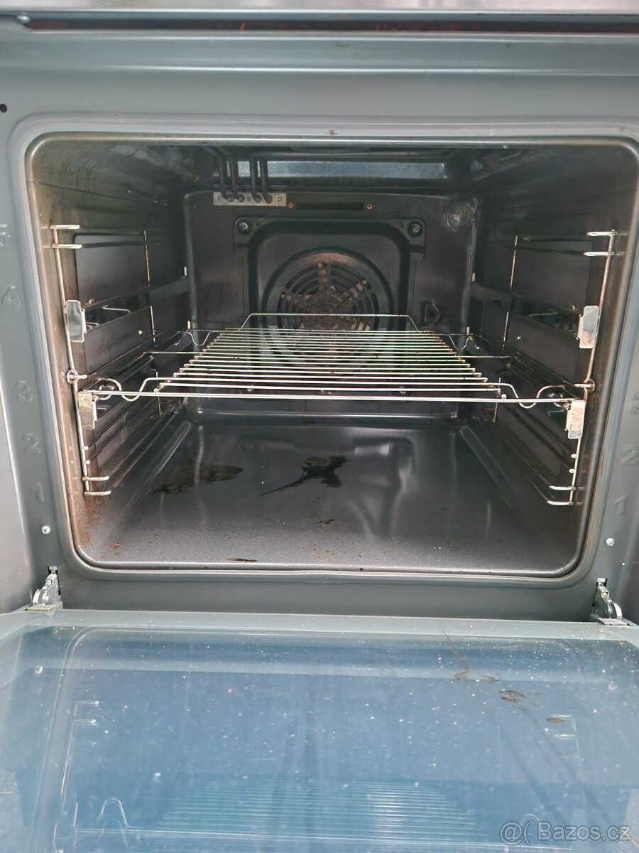 Sklokeramický sporák - 60cm široký - 5