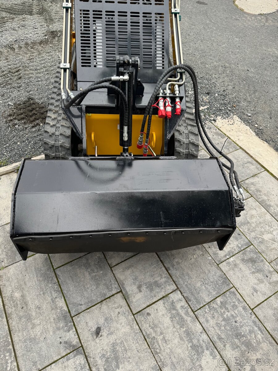 Rotavátor pro mininakladač - 5