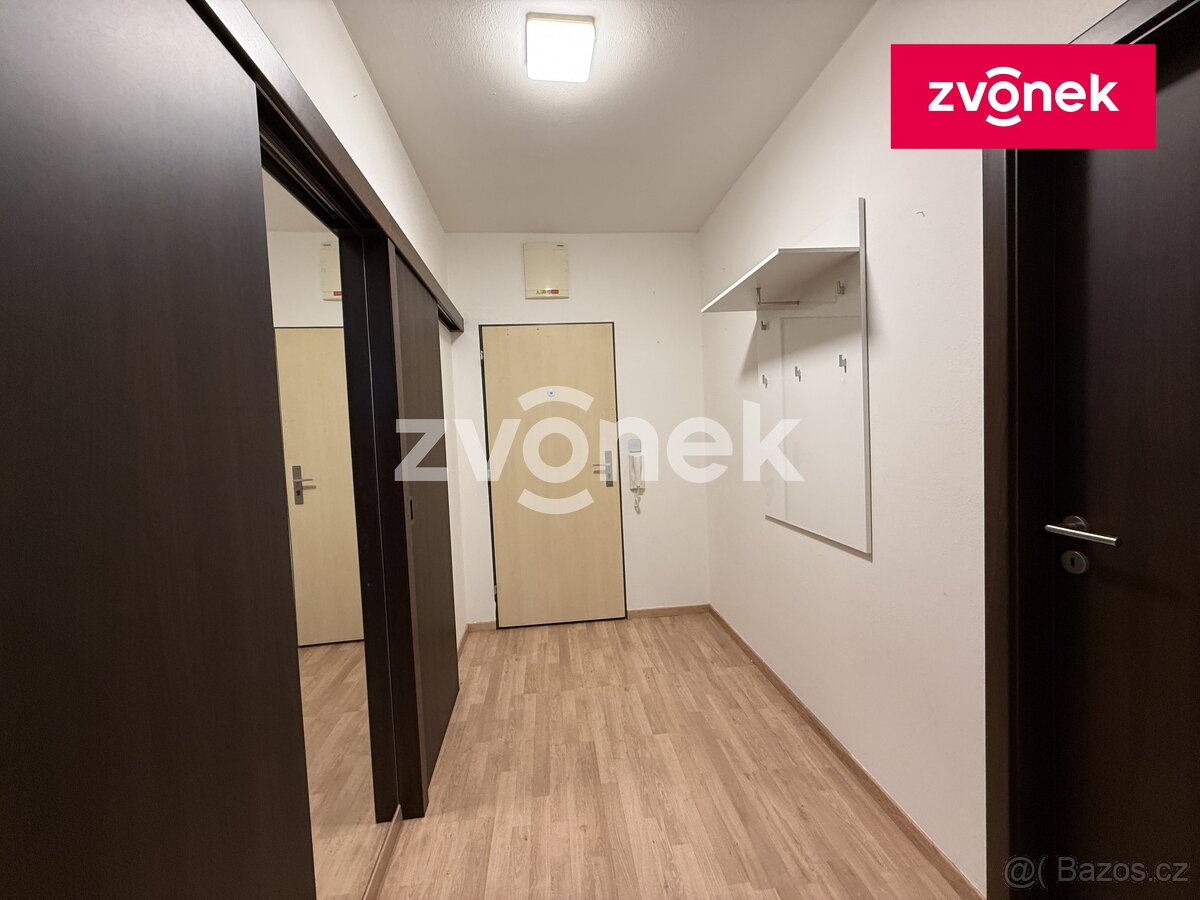 Luxusní 2+kk s terasou a parkováním - 5