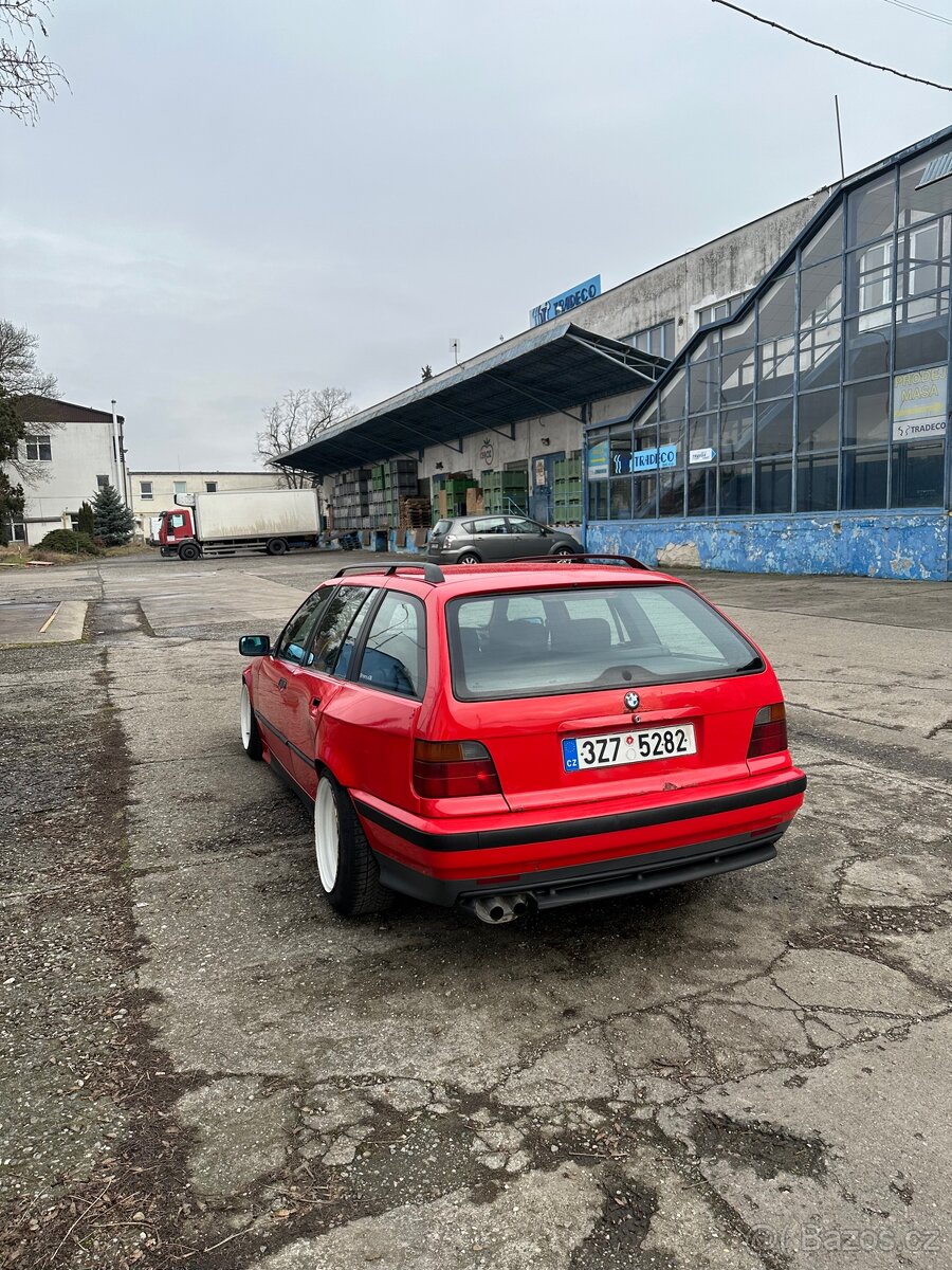 Bmw e36 touring - 5