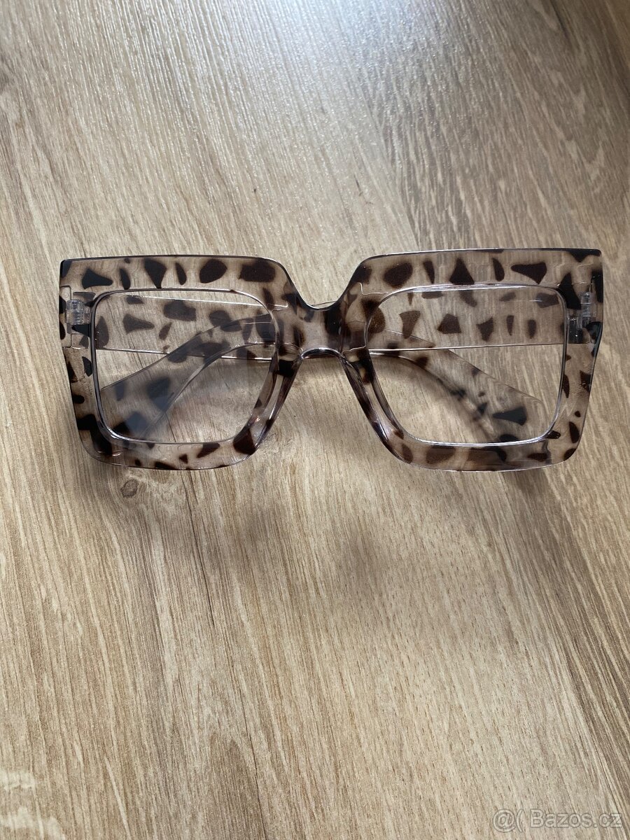 Vintage pásek a sluneční brýle - 5