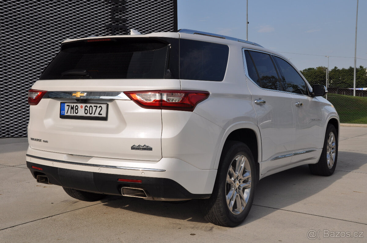 Chevrolet Traverse, High Country - plná výbava, 7 míst, 4x4 - 5