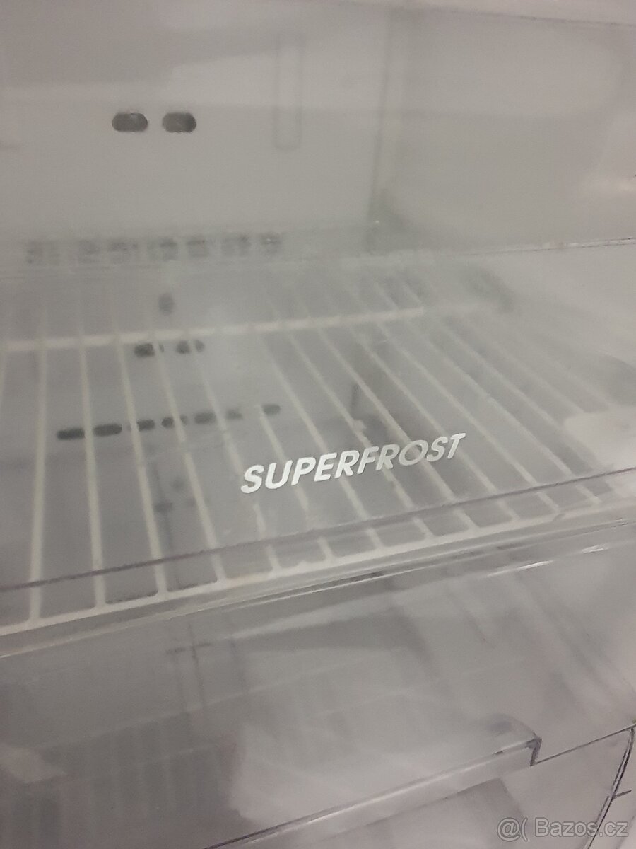202 litrů NOFROST mrazák 6 pater, třída A+ - 5