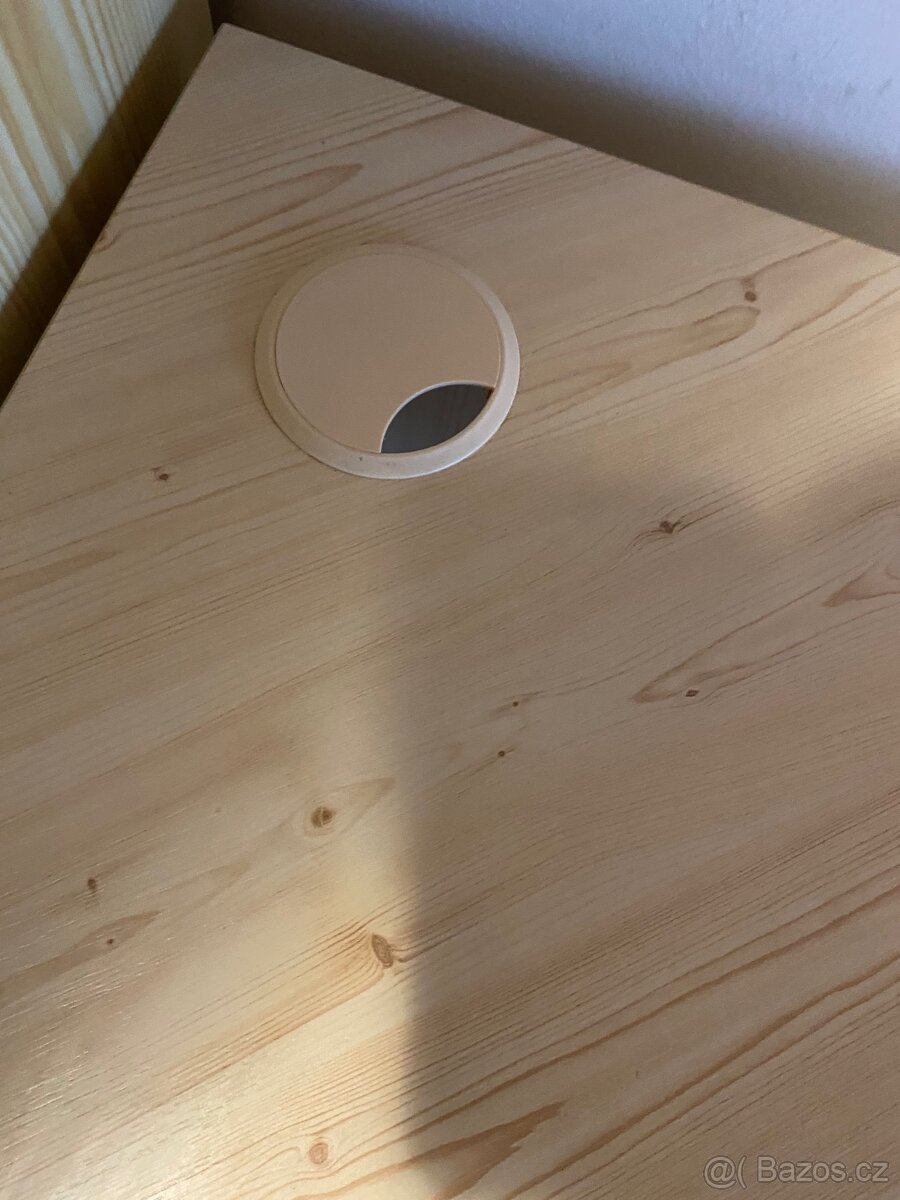 Rohový TV stolek - 5