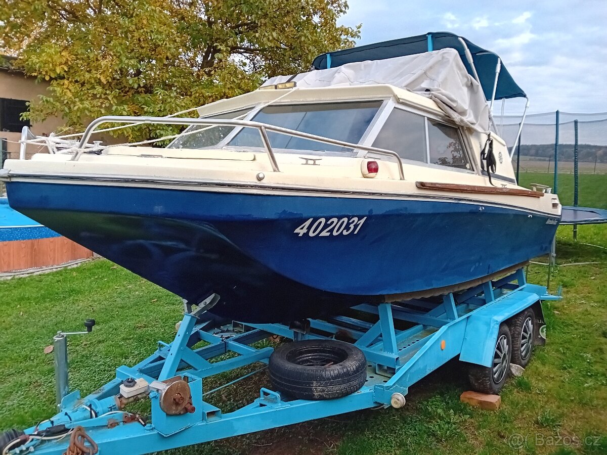 Kajutová motorová loď - 5