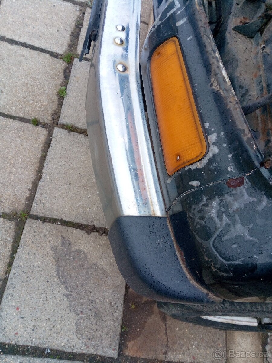 Přední nárazník Land Cruiser.
