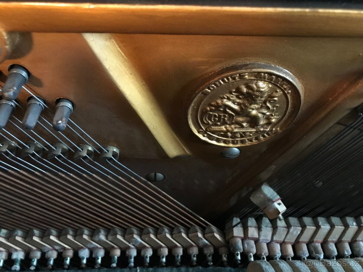 PIANINO C. BECHSTEIN zhotovené v roce 1900 - 5