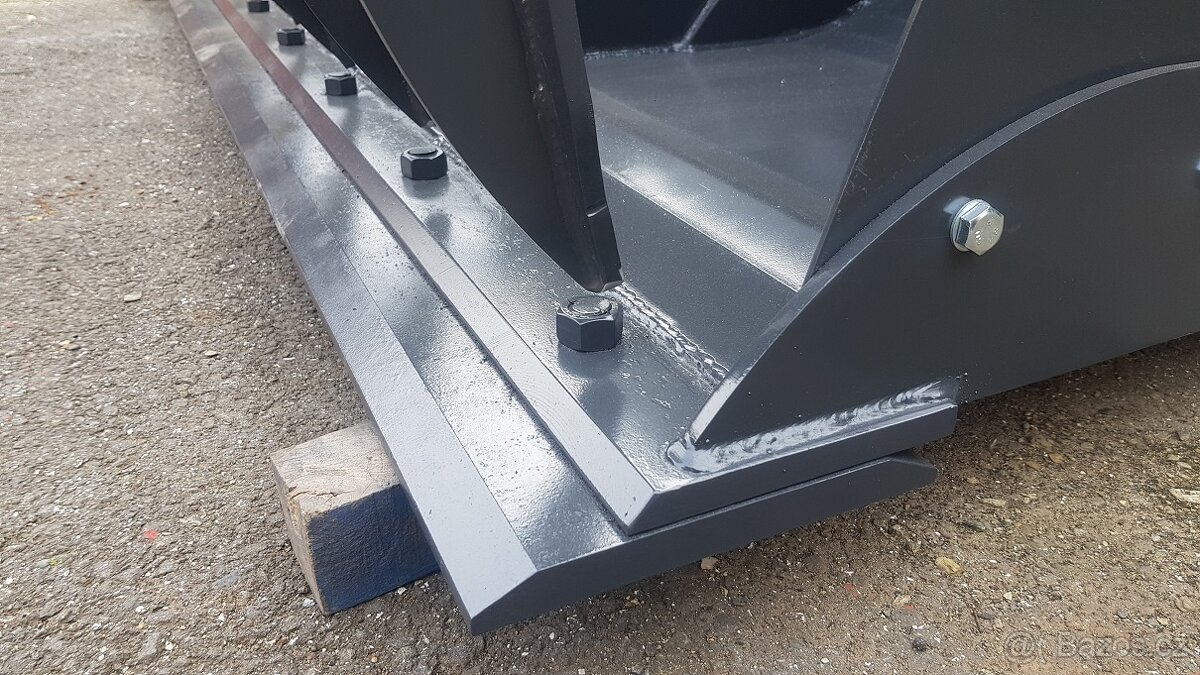 Lopata s přidržovačem - 5