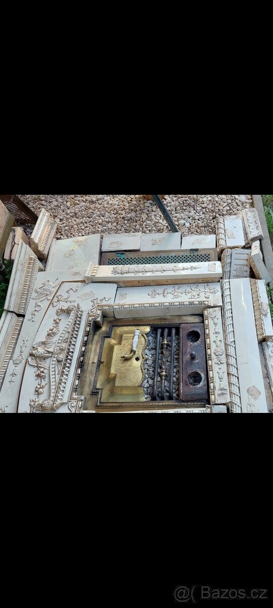 Starozitná kachlová kamna, krb - 5