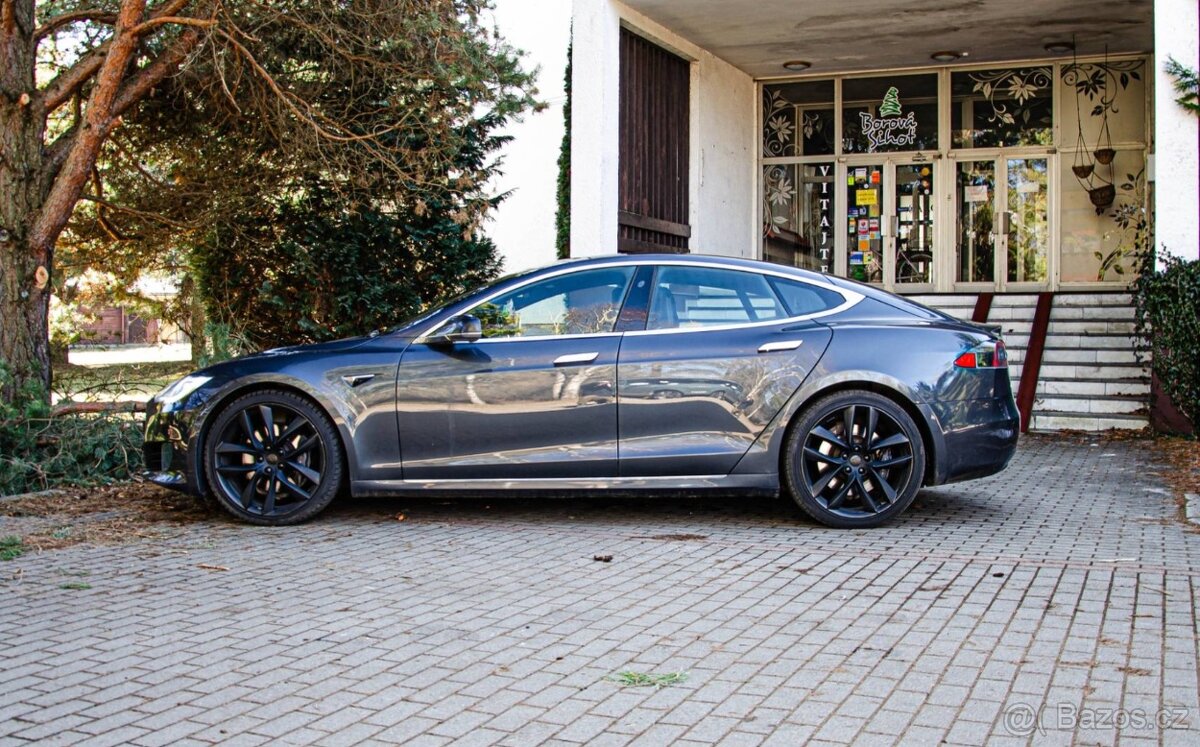 Tesla Model S 75D, Free Supercharger - 5