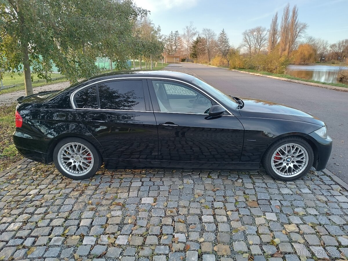 BMW E90 325i Automat - 5