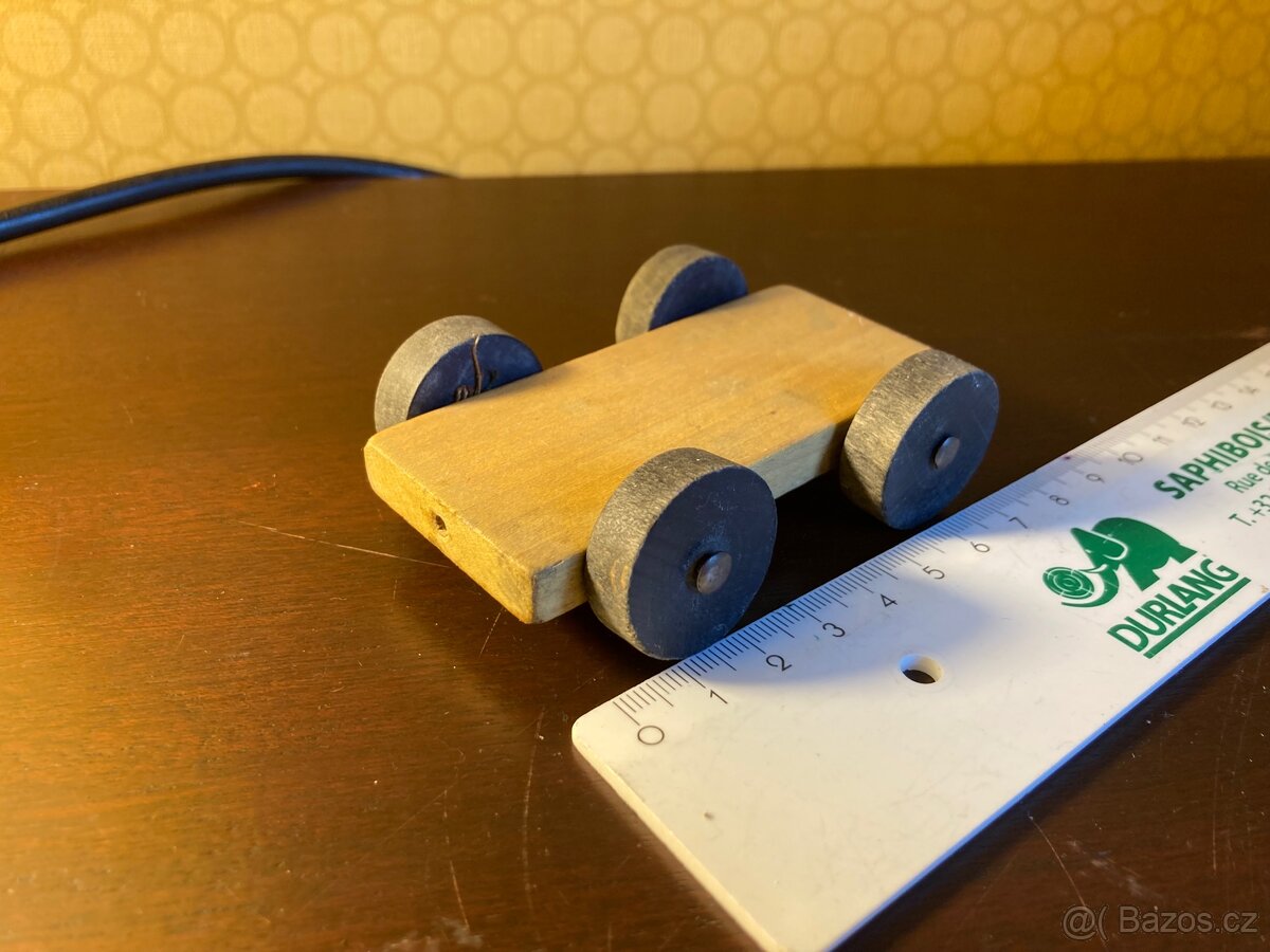 Ruzne Retro hračky - 5