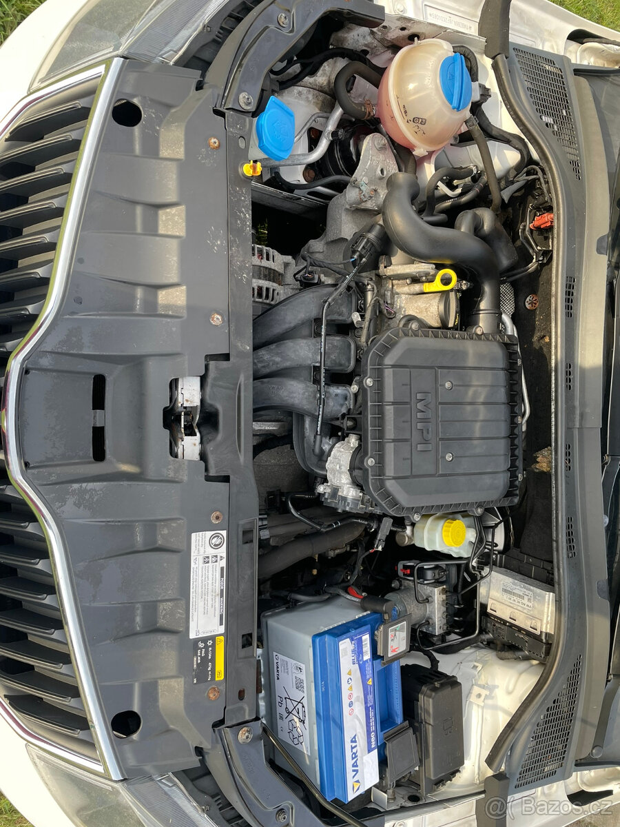 Škoda Fabia 1.0 Mpi, serviska, r.v. 2015 - 5