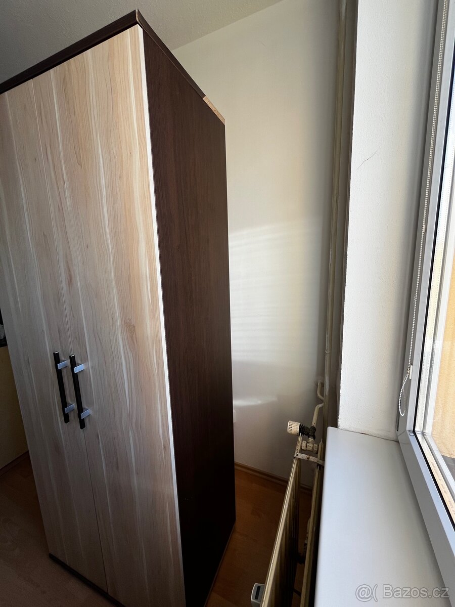 Šatní skříň - 5
