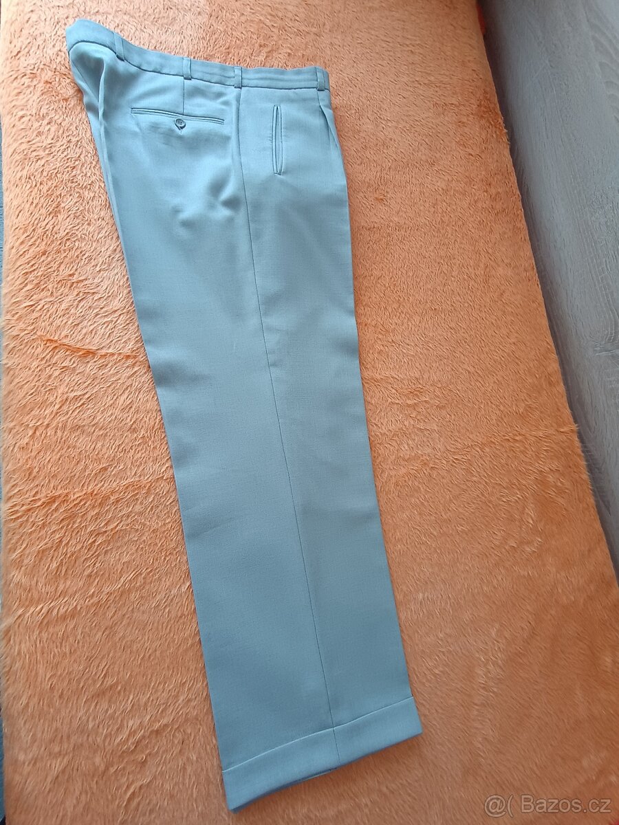 Pánský oblek s vestou. - 5