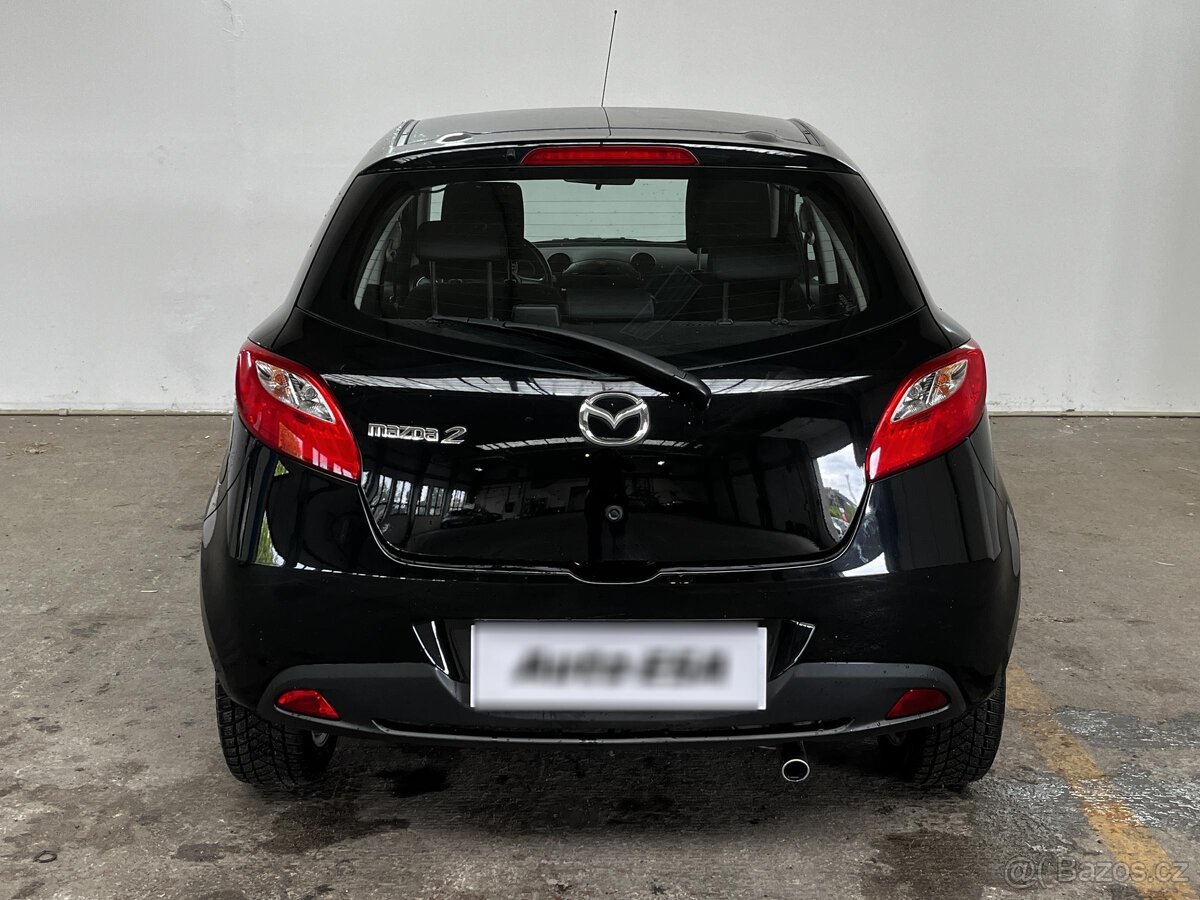 Mazda 2 1.3 VVT , 55 kW benzín, 2013 - 5