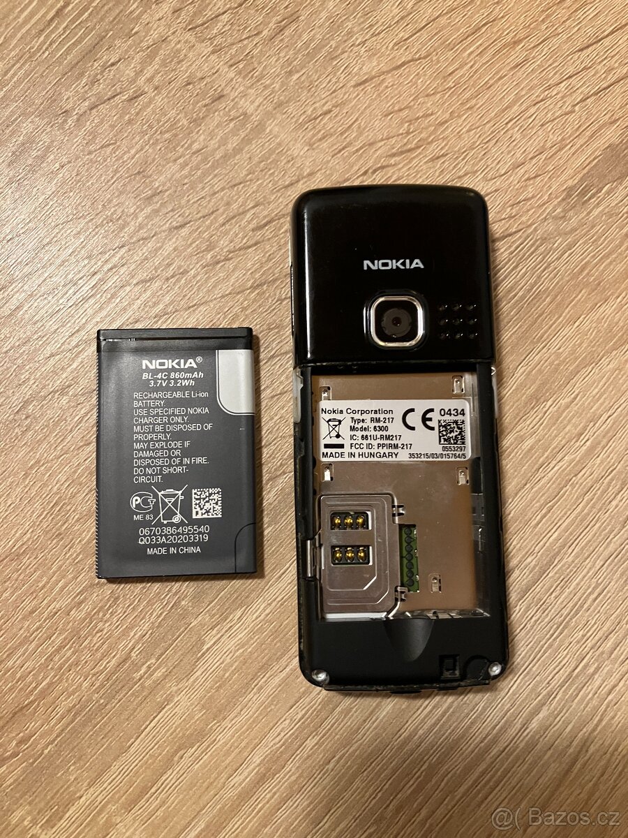 Mobilní telefon Nokia 6300 - 5