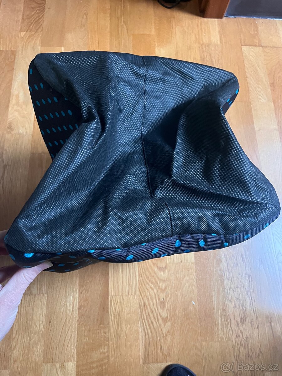 Pelíšek pro psy a kočky - iglú - 5