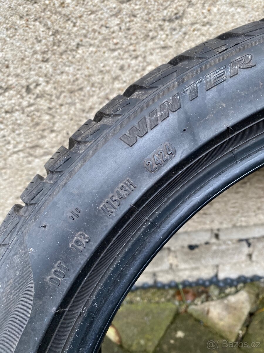 Zimní pneu Pirelli Sottozero 3 - 5