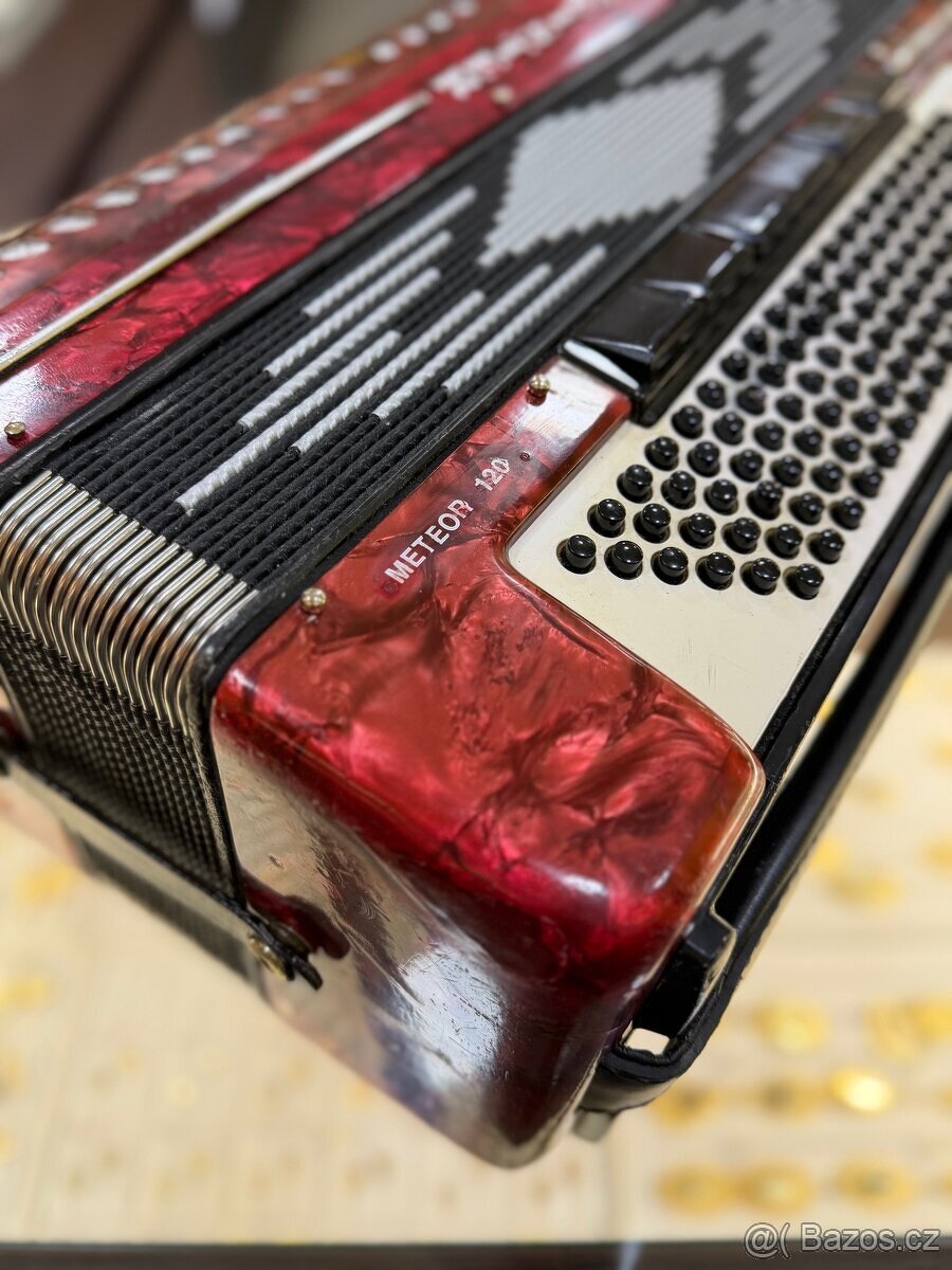 AKORDEON WELTMEISTER METEOR 120 - 5