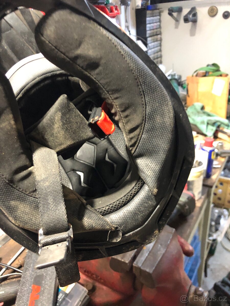 Helma na moto - 5