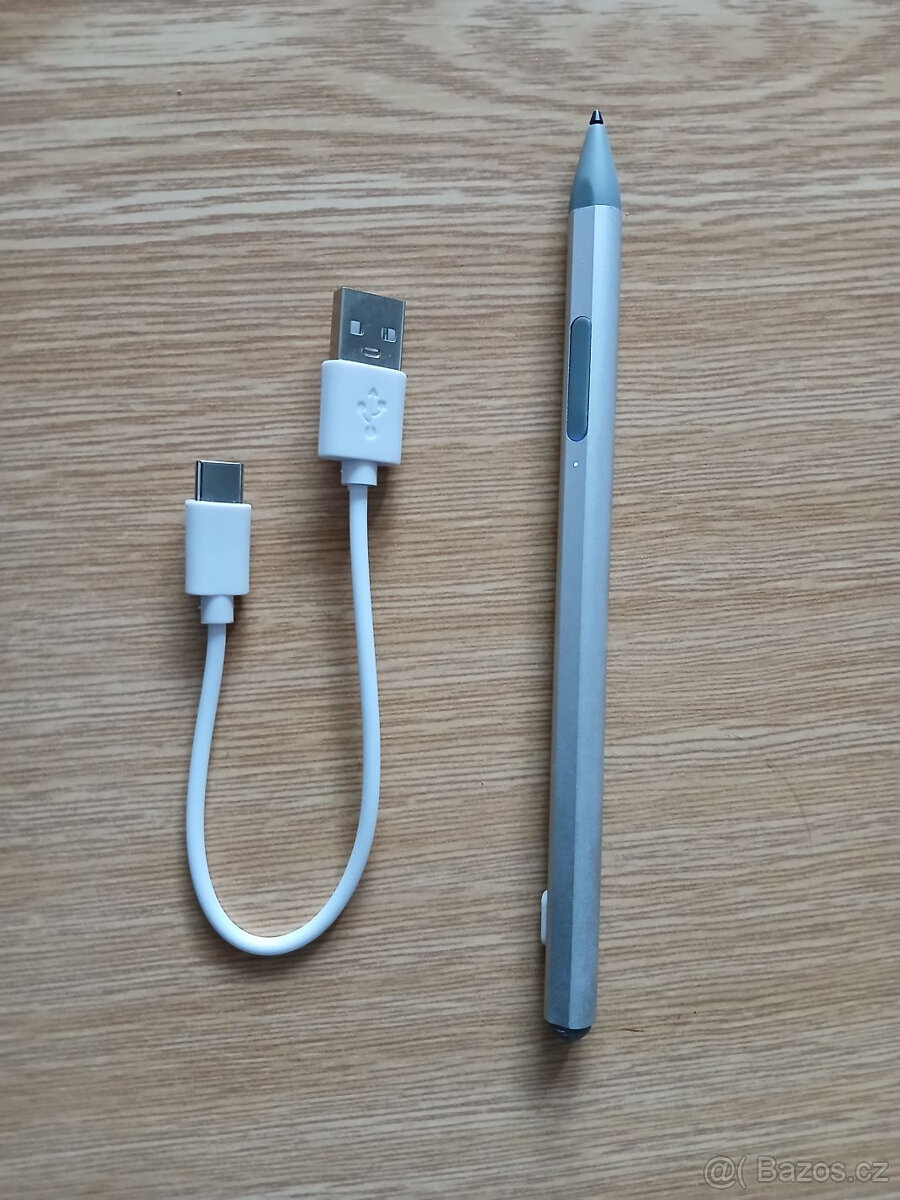 Výkonný tablet Microsoft Surface Pro 4 + klávesnice + pero - 5