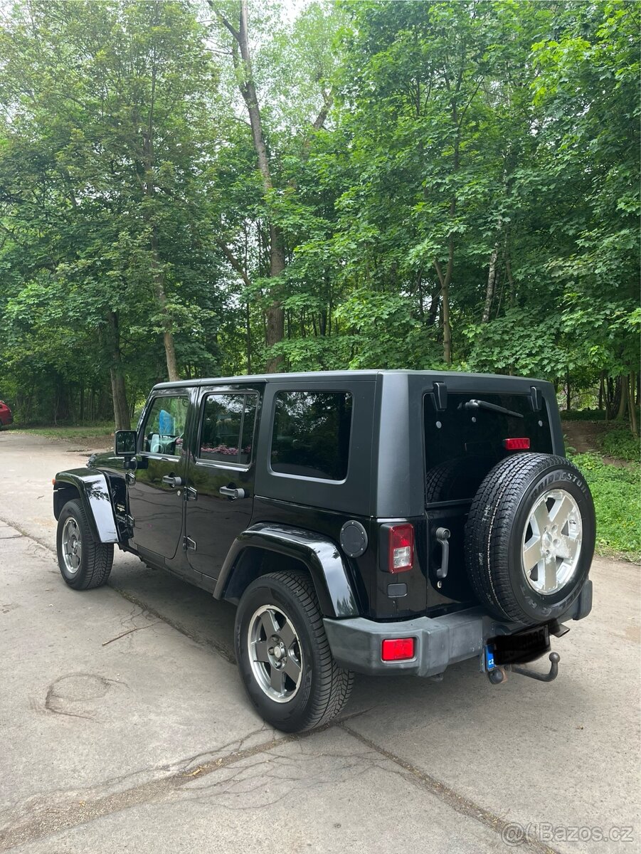 Jeep Wrangler sahara 3.8