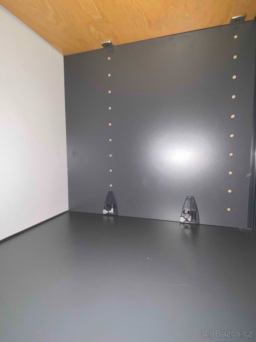 Kinnarps - skříňky - 5