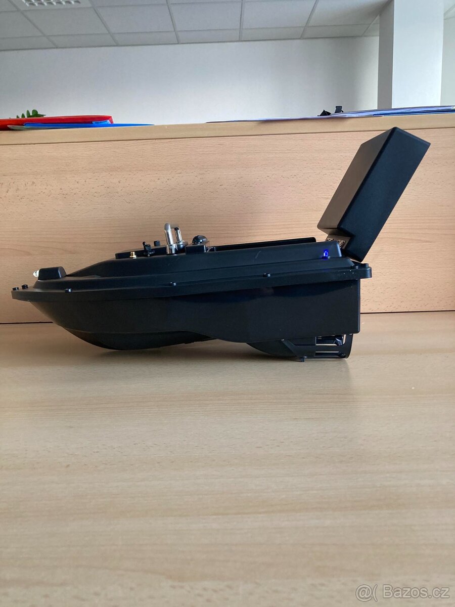 Loďka zavážecí s GPS (10000mAh) + ZDARMA OBAL černý - 5