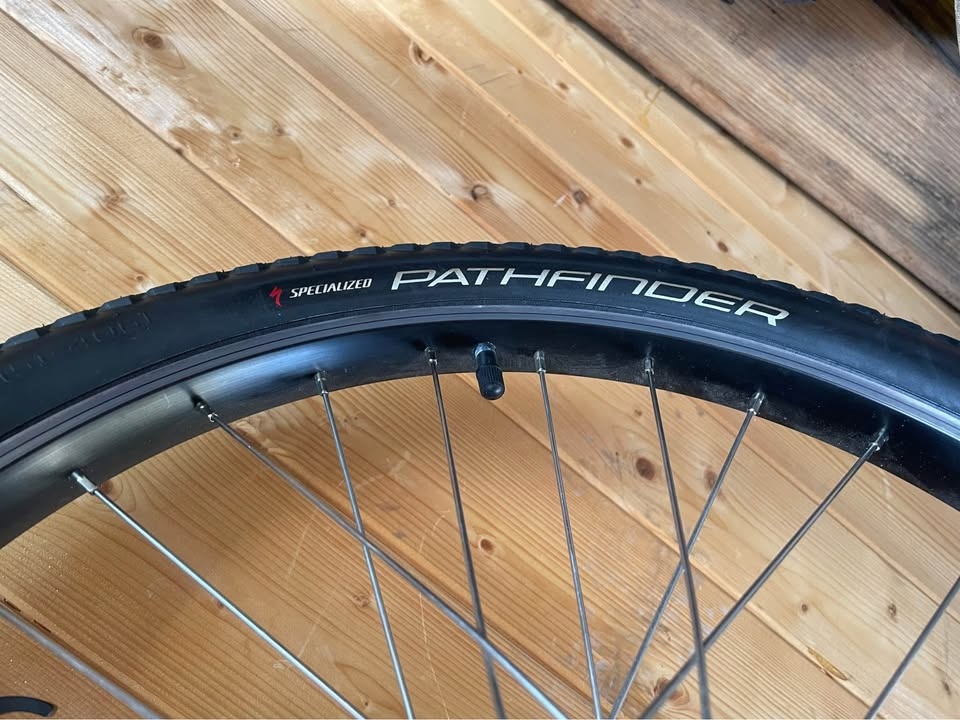 DĚTSKÉ KOLO SPECIALIZED JETT 20 GLOSS OASIS / FOREST GREEN - 5