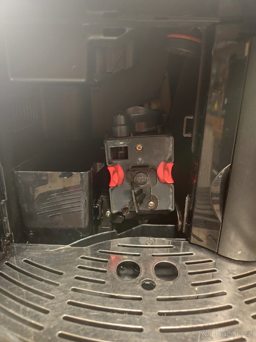 Prodám automatický kávovar DeLonghi esam 3000 ex1 - 5