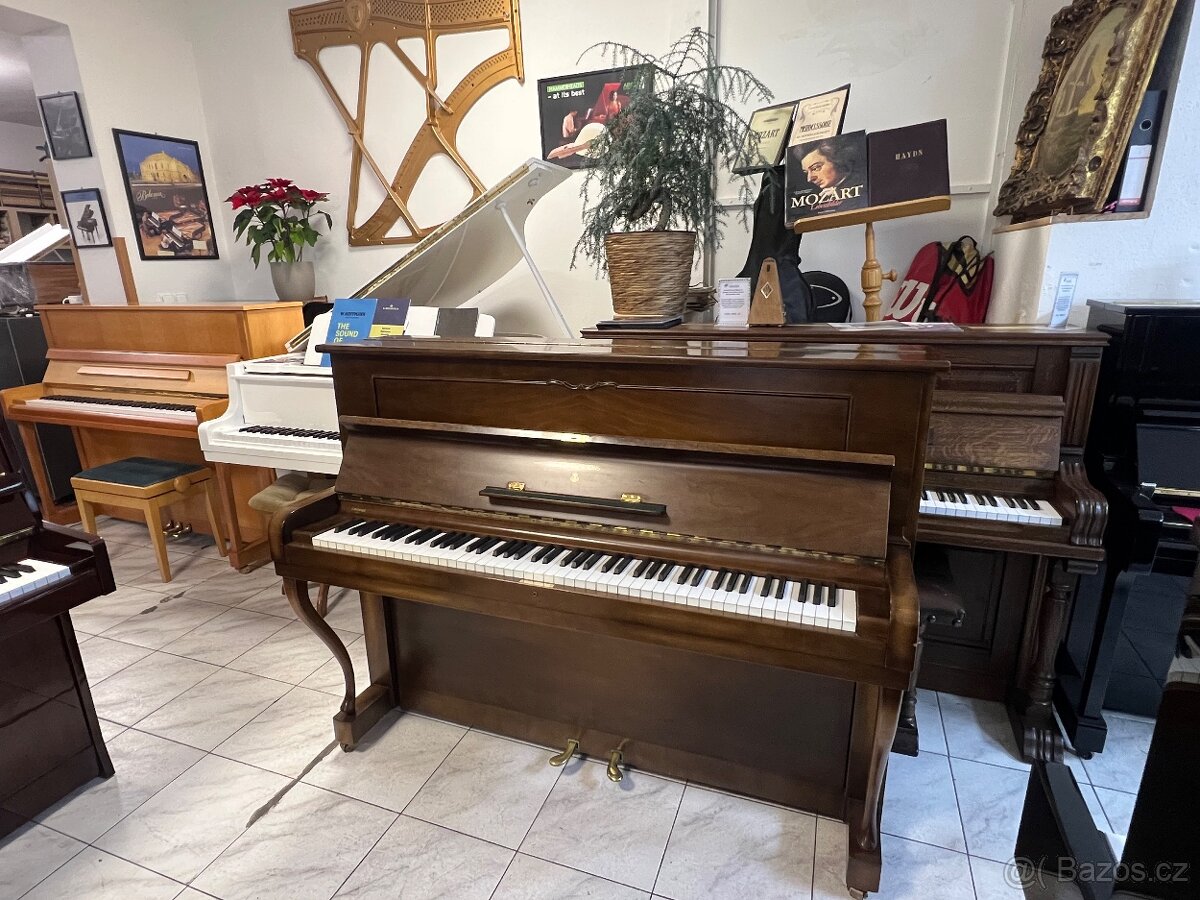 Steinway & Sons mod. Z 114 , opus. 380140, záruka 2 roky - 5