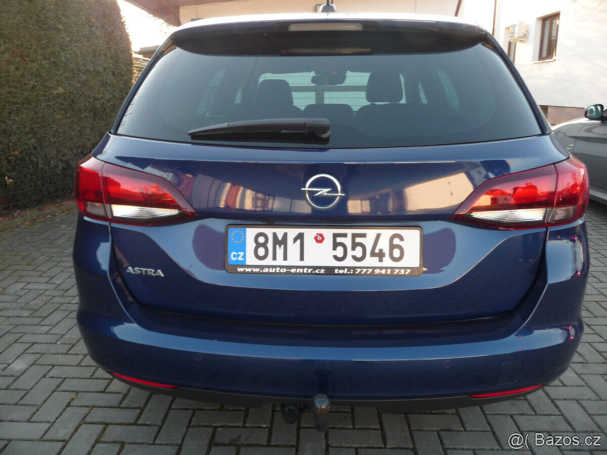Opel Astra 1.4i 107kw rv.2021 Automat po 1.majiteli sports - 5
