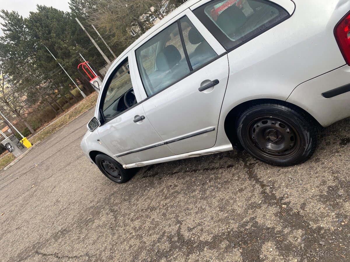 Fabie comby 1.9 Sdi - 5