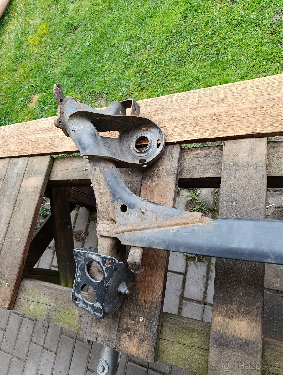 Díly na Škoda Octavia 1.9TDi - 5