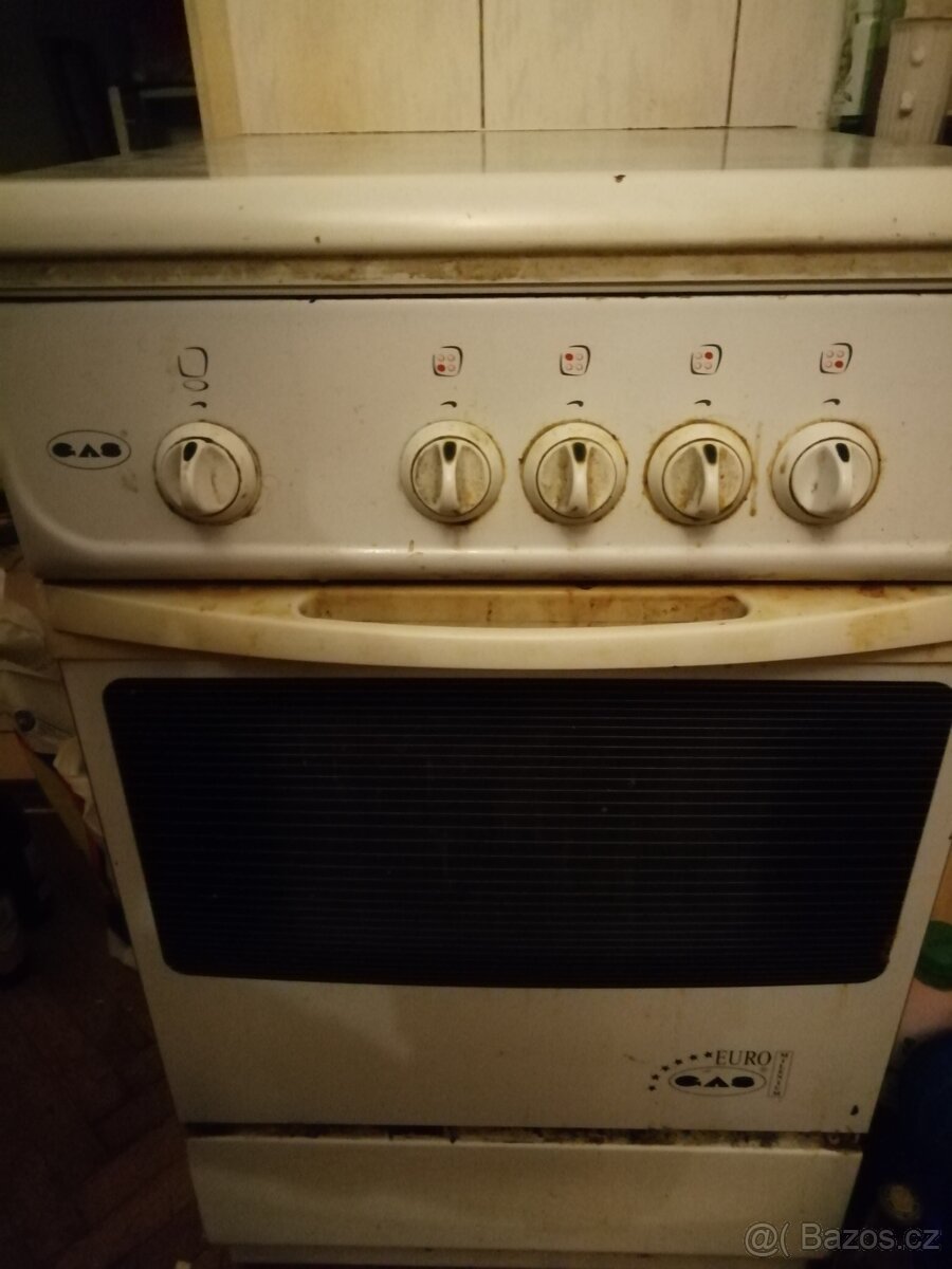 Plynový sporák +trouba - 5