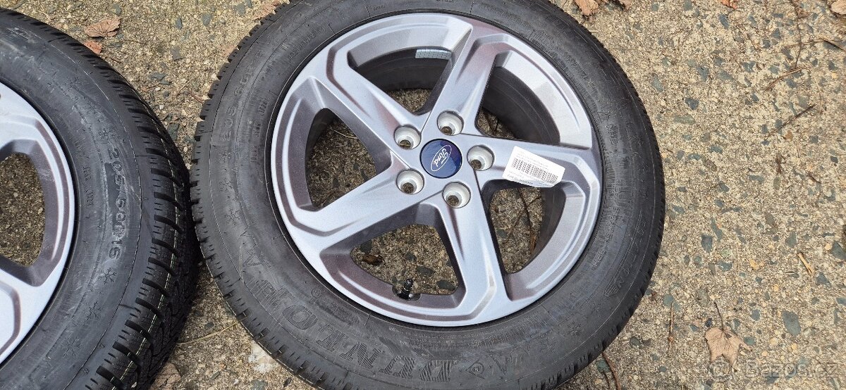 205/60 R16 – zimní sada Ford Focus | Dunlop Winter Sport 5 D - 5