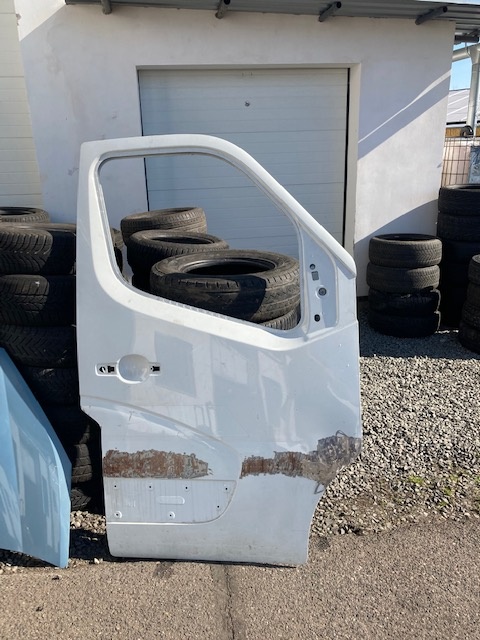 Pravé přední dveře Master 2012 - 5