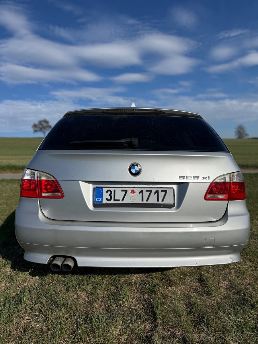 BMW E61 525xi - 5