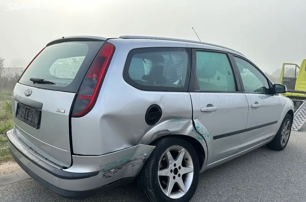 Ford Focus 1.6 TDCi 66kw combi Náhradní díly - 5