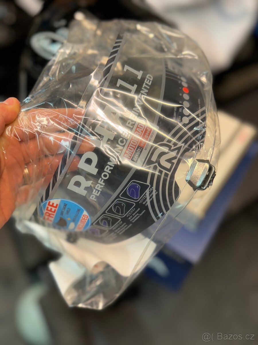 Helma HJC RPHA 11 metalblack L, komunikatoru Sena SF4 - 5