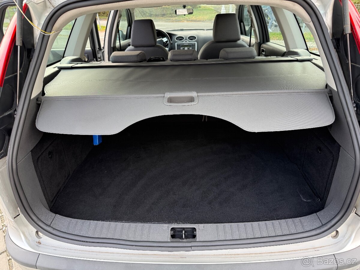 Ford Focus kombi 1,6Tdci 66kW r.v.2006 Serviska - 5