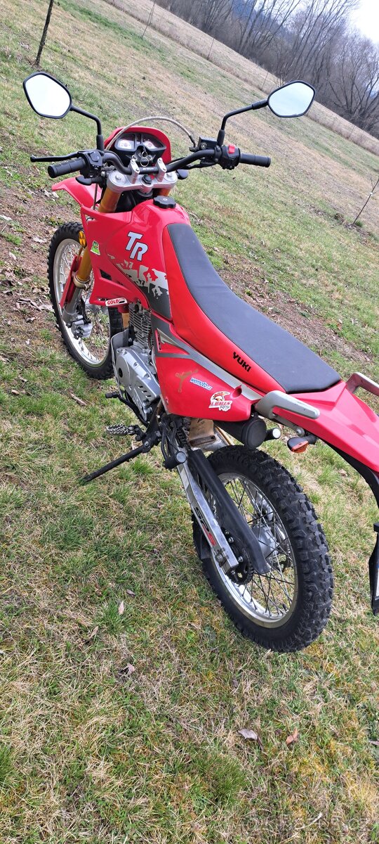 Yuki TR 125 rv. 2009 - 5