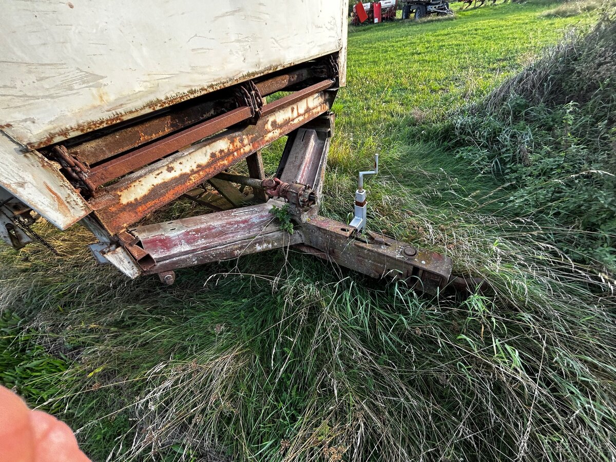 Rozmetadlo RUR 8 - 5