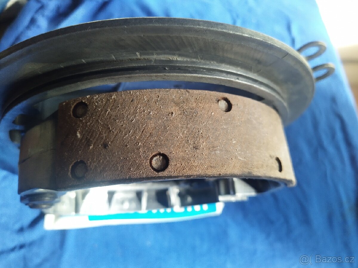 Jawa 250,350 kývačka brzdový štit - 5