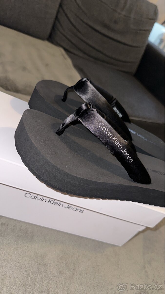 Dámské žabky Calvin Klein 39 - 5